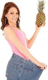 Girls savants à l'ananas